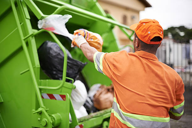 Best Commercial Junk Removal  in Saranac, MI
